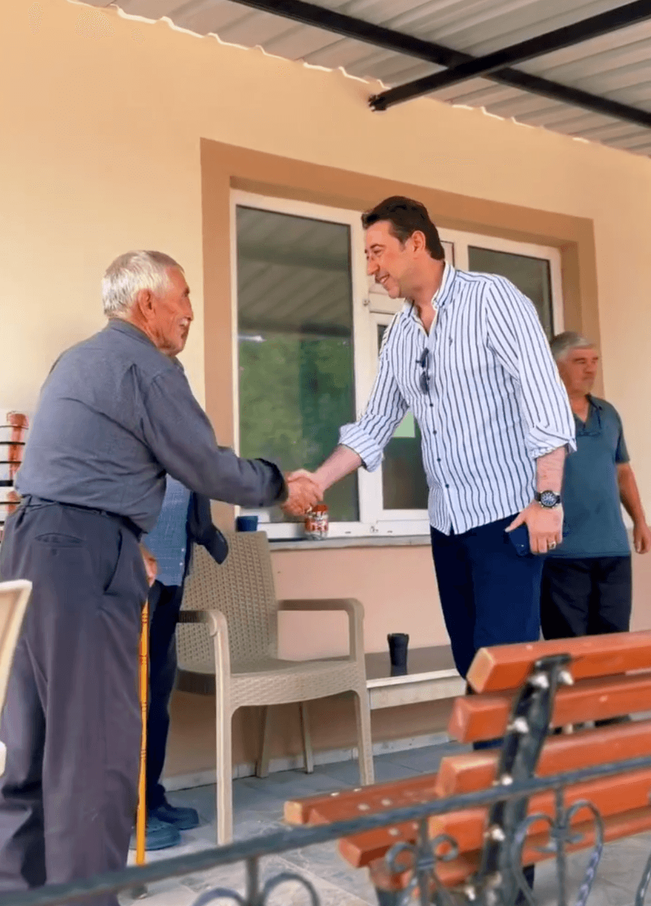 Bandırma Belediye Başkanı Sayın Tolga Tosun Karaçalılık Mahallesini Ziyaret Etti